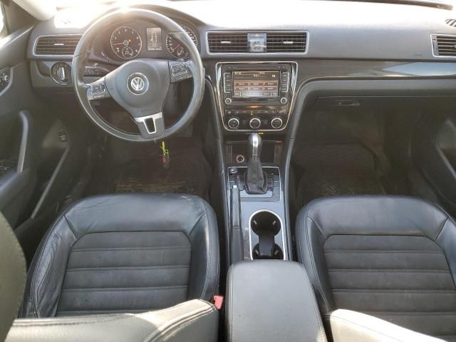 2014 Volkswagen Passat SEL