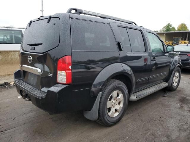 2006 Nissan Pathfinder LE