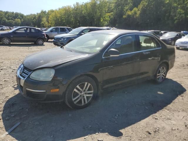 2005 Volkswagen New Jetta 2.5L Option Package 1