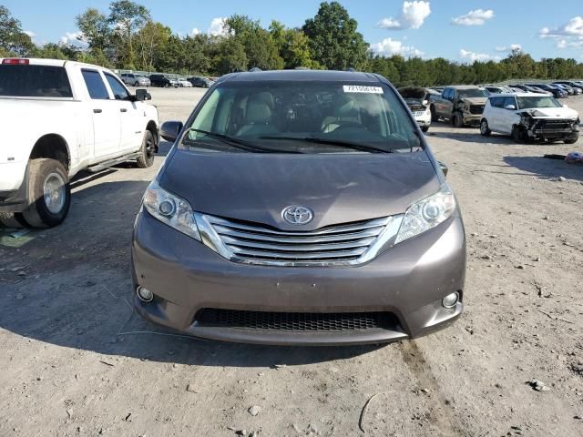 2011 Toyota Sienna XLE