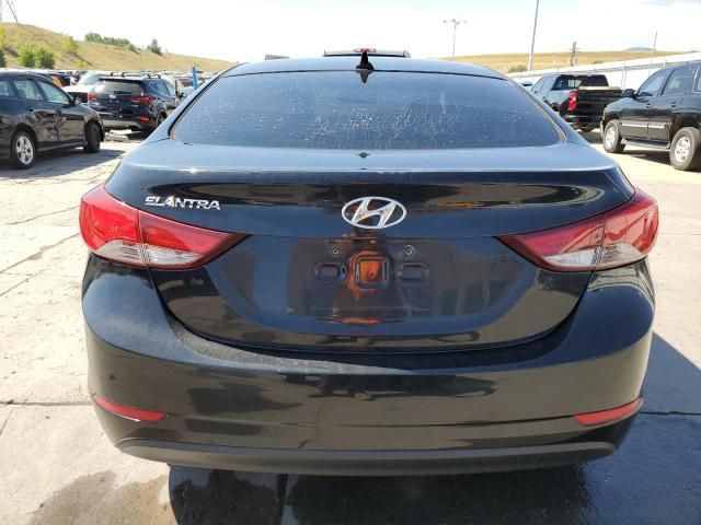 2015 Hyundai Elantra SE