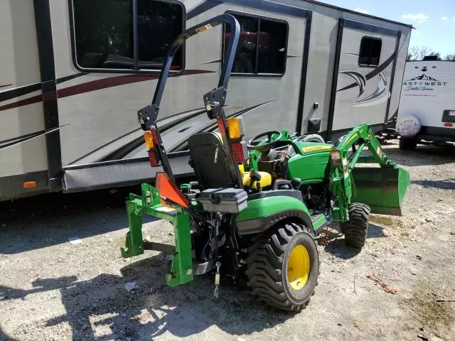 2021 John Deere 1025R