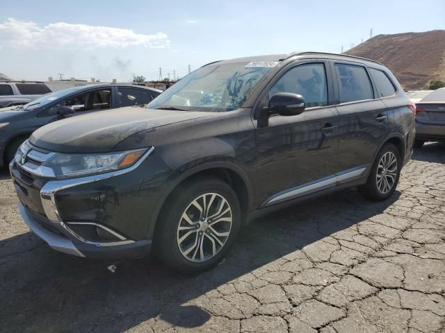 2016 Mitsubishi Outlander SE