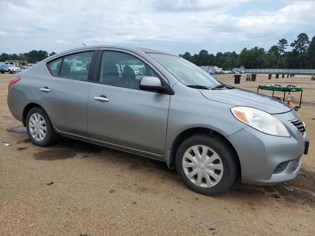 2013 Nissan Versa S