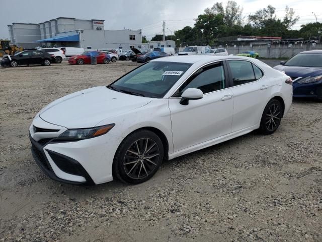 2021 Toyota Camry SE