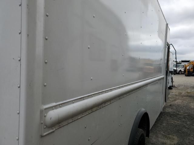 2018 Ford Econoline E450 Super Duty Commercial Stripped Chas