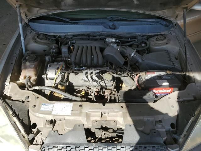 2003 Ford Taurus SE