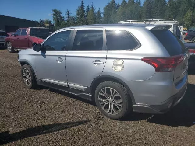 2016 Mitsubishi Outlander SE