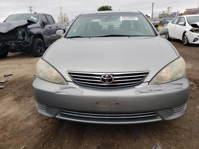 2005 Toyota Camry LE