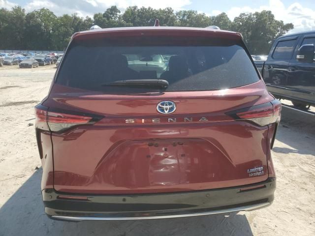 2022 Toyota Sienna Limited