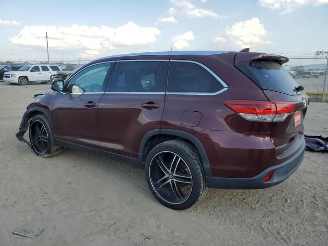 2019 Toyota Highlander SE