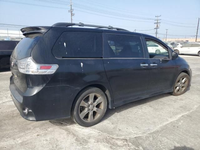 2017 Toyota Sienna SE