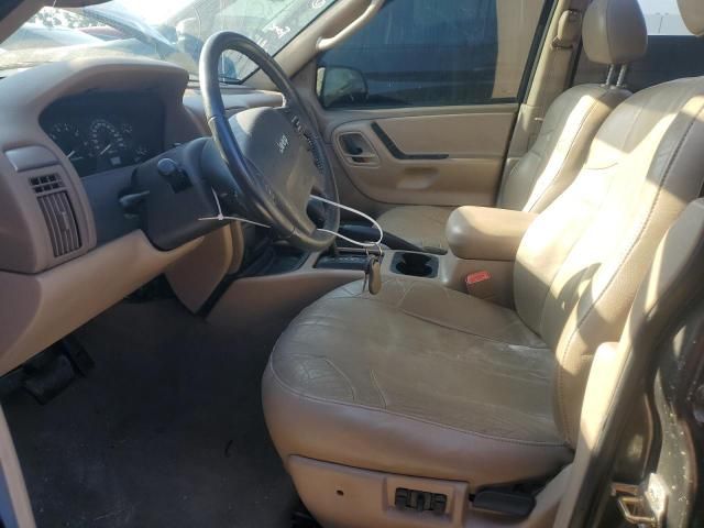 2004 Jeep Grand Cherokee Laredo