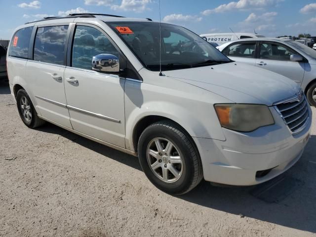 2010 Chrysler Town & Country Touring Plus