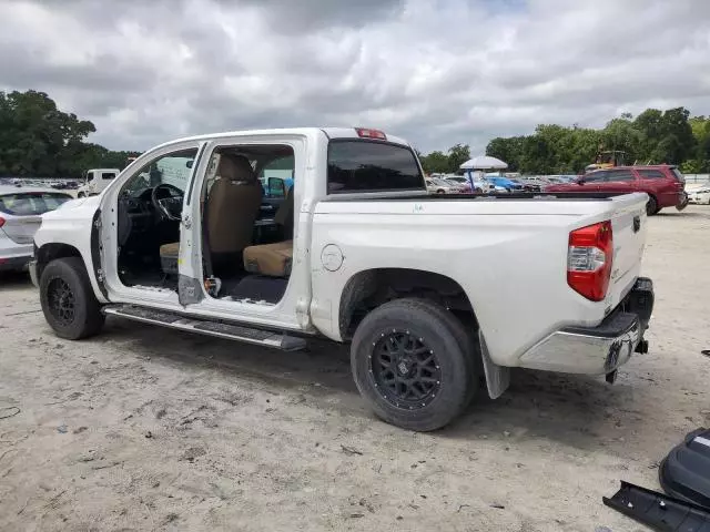 2016 Toyota Tundra Crewmax SR5