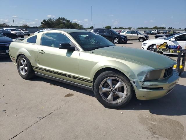 2005 Ford Mustang