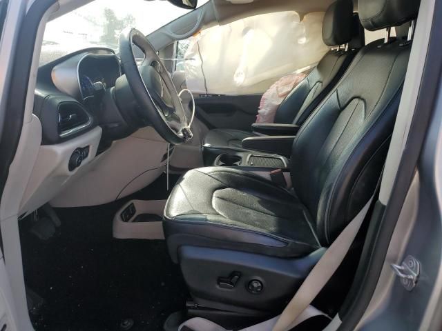 2018 Chrysler Pacifica Hybrid Limited