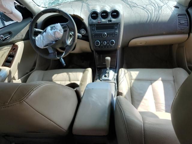 2011 Nissan Altima Base