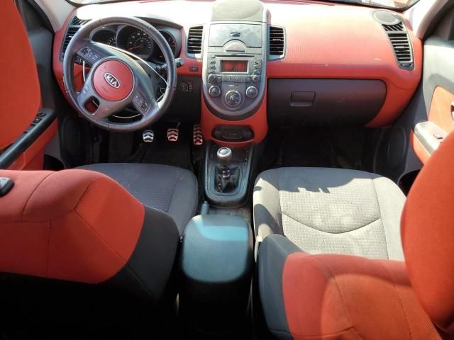 2010 KIA Soul +