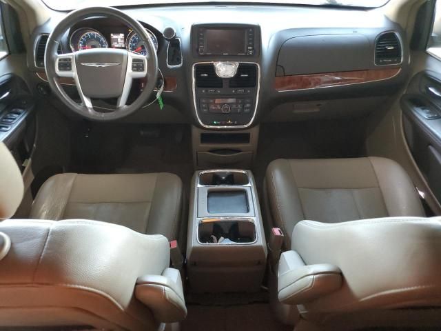 2015 Chrysler Town & Country Touring