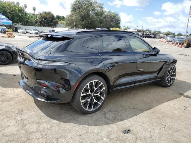 2021 Aston Martin DBX