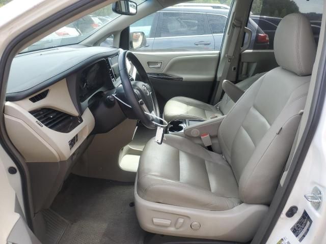 2015 Toyota Sienna XLE