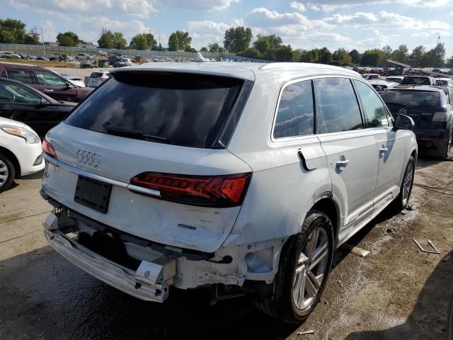 2022 Audi Q7 Premium Plus