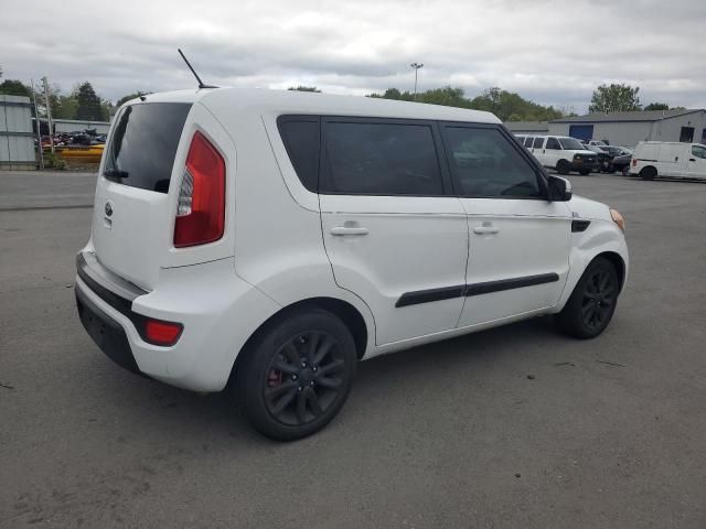 2013 KIA Soul +