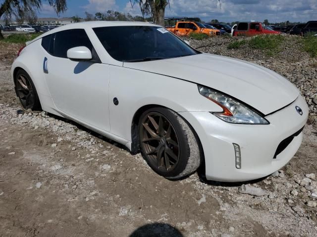 2014 Nissan 370Z Base