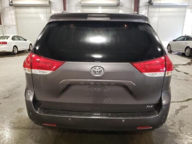 2012 Toyota Sienna XLE