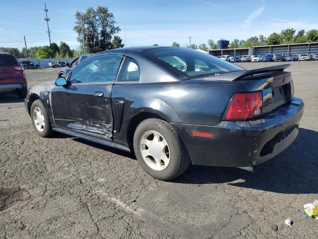 2000 Ford Mustang