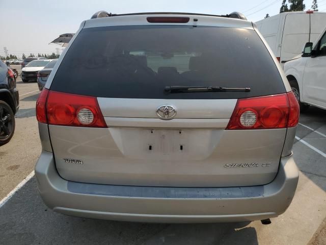 2006 Toyota Sienna CE