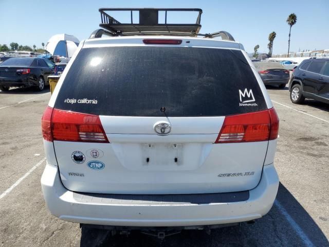 2004 Toyota Sienna XLE