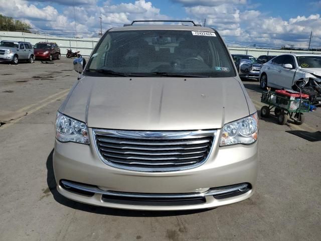 2015 Chrysler Town & Country Touring L