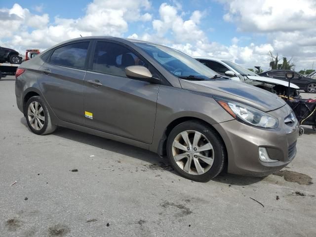 2013 Hyundai Accent GLS