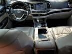 2017 Toyota Highlander SE