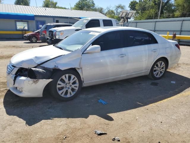 2010 Toyota Avalon XL