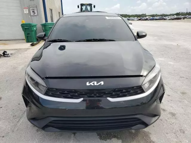 2022 KIA Forte FE