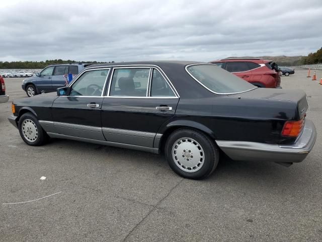 1990 Mercedes-Benz 560 SEL