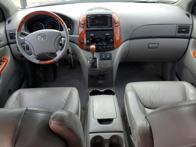 2007 Toyota Sienna XLE