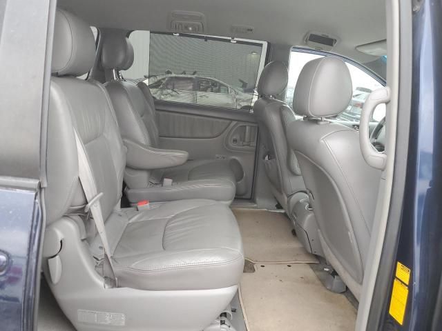 2007 Toyota Sienna XLE