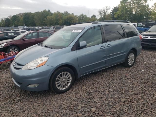 2008 Toyota Sienna XLE