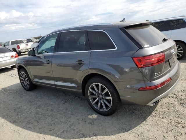 2019 Audi Q7 Premium Plus