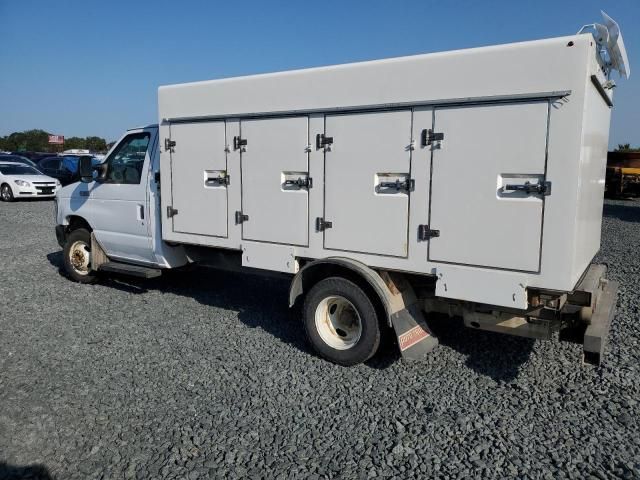 2018 Ford E450 Super Duty Refrigerated Truck