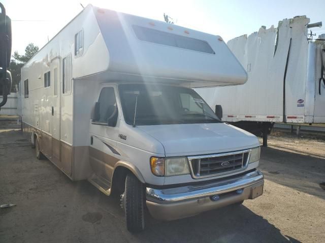 2003 Ford Econoline E450 Super Duty Cutaway Van