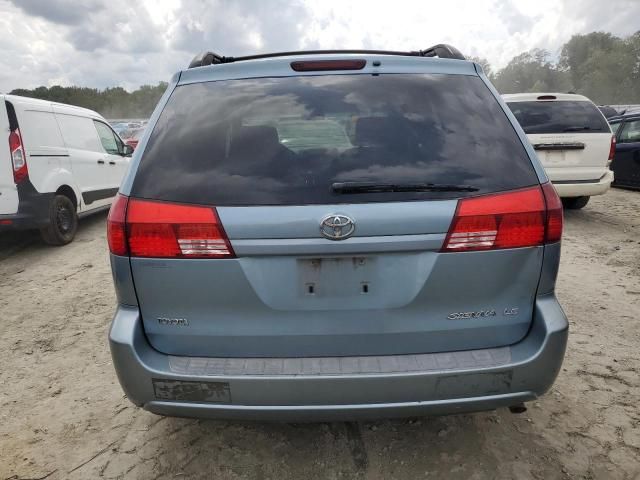 2005 Toyota Sienna CE