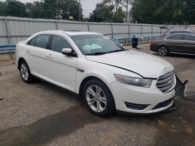 2014 Ford Taurus SEL