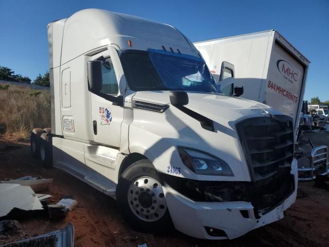 2022 Freightliner Cascadia 126