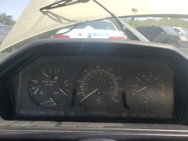 1987 Mercedes-Benz 300 E