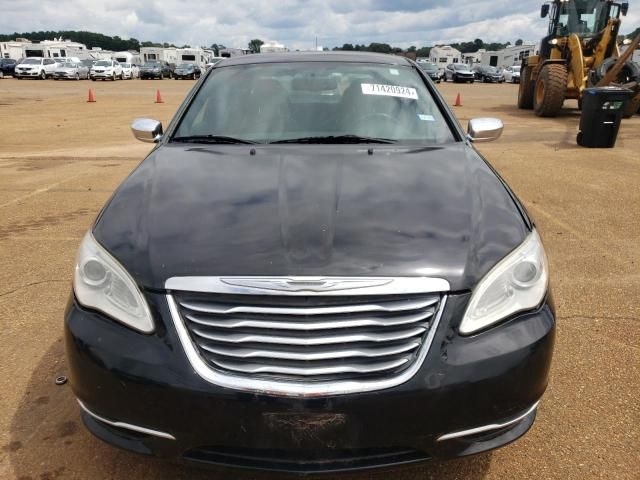 2013 Chrysler 200 Limited